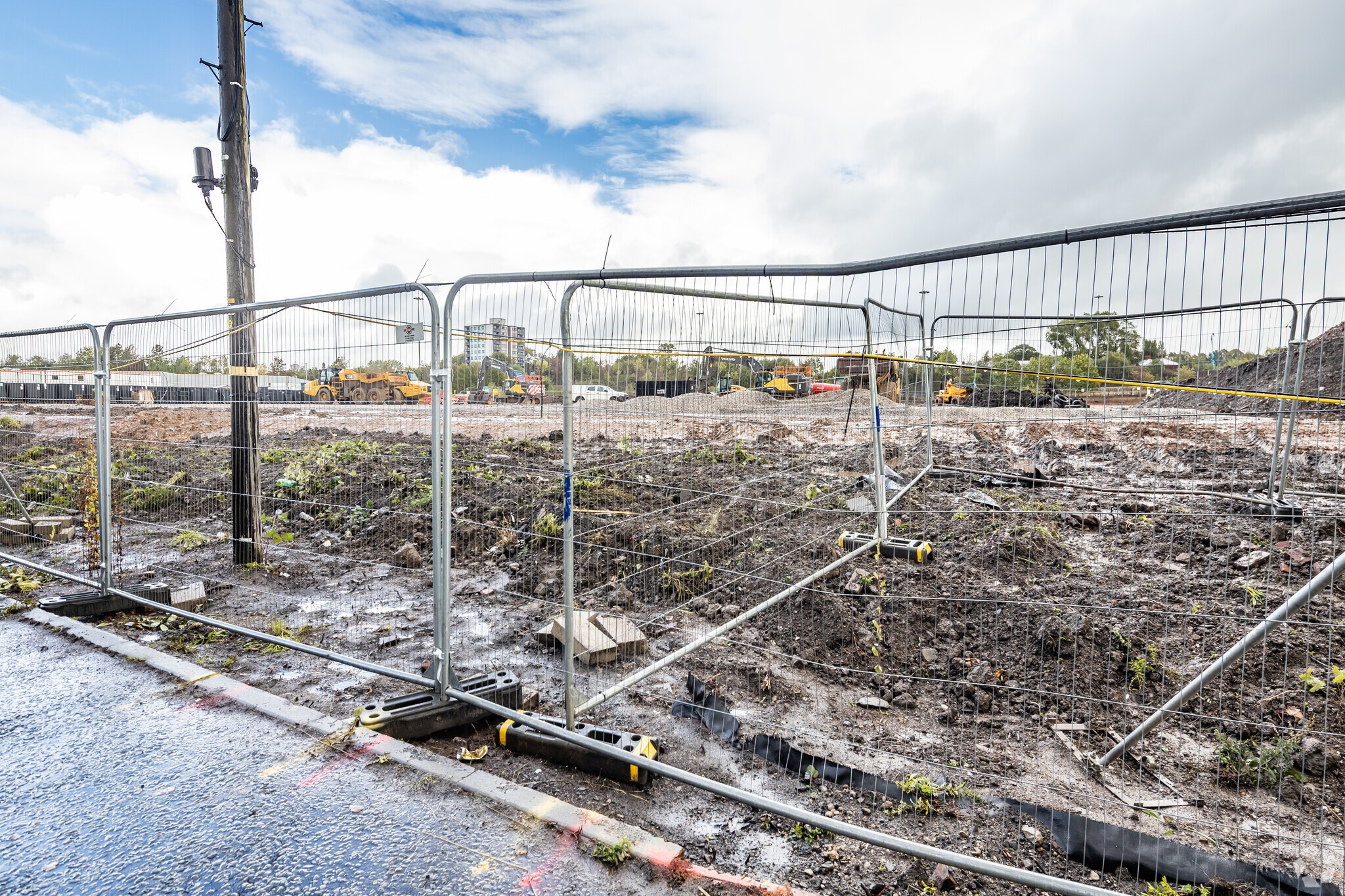 Albert St, Oldham for lease Primary Photo- Image 1 of 3