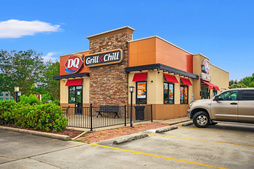 3444 S Sherwood Forest Blvd, Baton Rouge, LA à vendre - Photo du bâtiment - Image 2 de 8