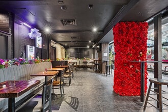 160 W 25th St, New York, NY à louer Photo intérieure- Image 2 de 14