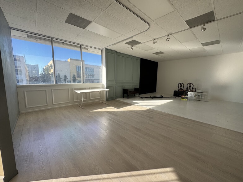 238-244 S Oxford Ave, Los Angeles, CA for lease - Building Photo - Image 3 of 12