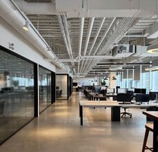 169-179 Enterprise Blvd, Markham, ON à louer Photo intérieure- Image 1 de 8