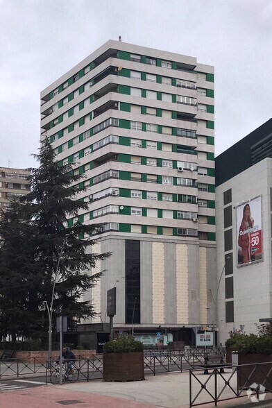 Avenida de Extremadura, 2, Talavera de la Reina, Toledo à vendre - Photo du bâtiment - Image 2 de 2