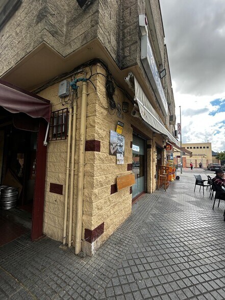 Commerce de détail dans Córdoba, Córdoba à vendre - Photo du bâtiment - Image 2 de 20