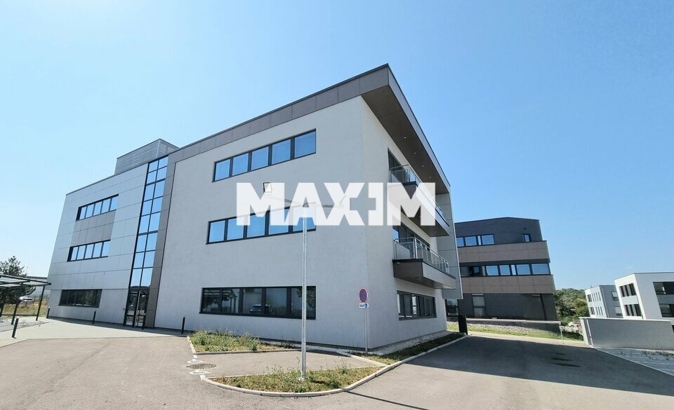 2 Rue Du Rompot, Fontaine-lès-Dijon for lease Building Photo- Image 1 of 4
