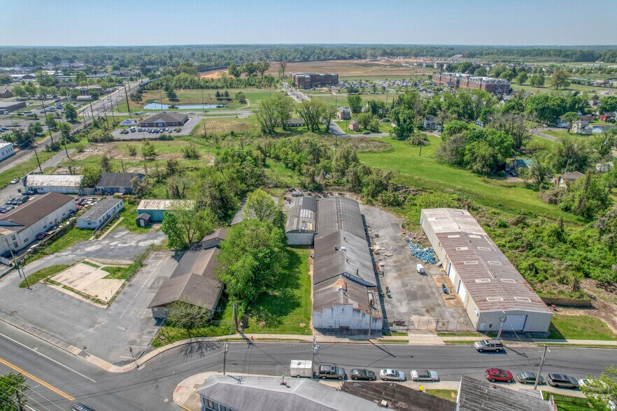 12 Lincoln St, Dover, DE à vendre - Photo du bâtiment - Image 1 de 21