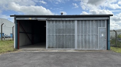 Humberside Airport, Kirmington for lease Building Photo- Image 1 of 4