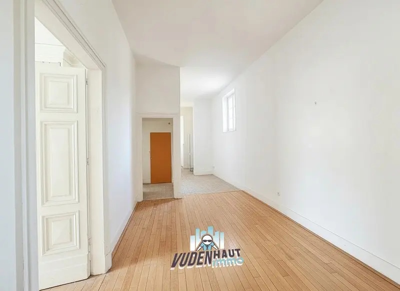 Office in Toulouse for lease - Interior Photo - Image 2 of 9