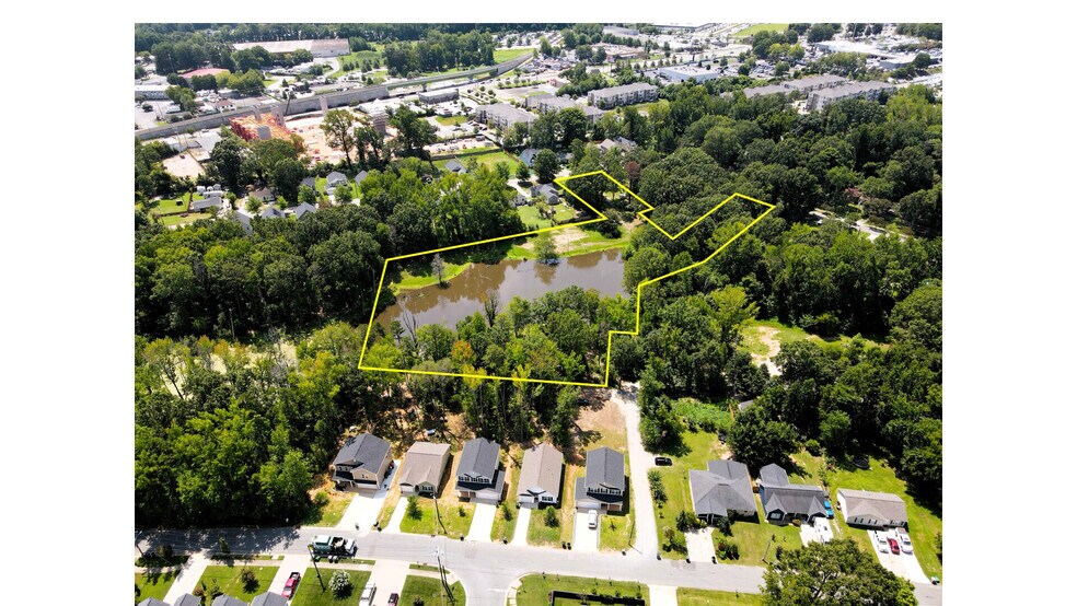 524 Dawn Cir, Charlotte, NC à vendre - Aérien - Image 1 de 36