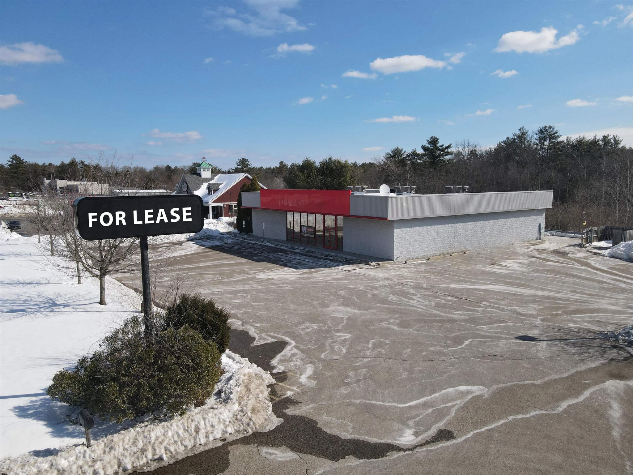 2299 Lafayette Rd, Portsmouth, NH for lease Building Photo- Image 1 of 10