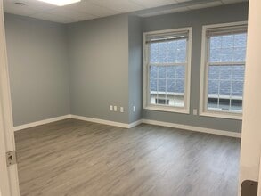 4466 Darrow Rd, Stow, OH for lease Interior Photo- Image 2 of 4