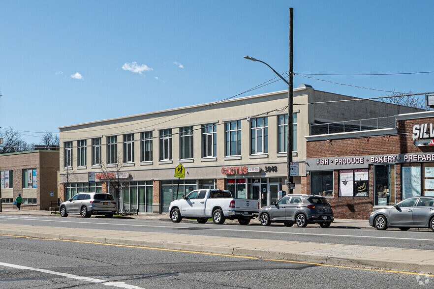 3780-3858 Nostrand Ave, Brooklyn, NY à louer - Photo du bâtiment - Image 2 de 13