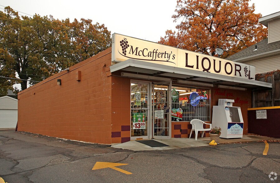 1325 Randolph Ave, Saint Paul, MN à vendre - Photo du bâtiment - Image 3 de 5