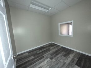 405 Rose St, Sanford, NC for lease Interior Photo- Image 2 of 6