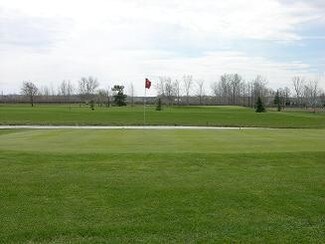 Plus de détails pour 12486 Beebe Rd, Silver Creek, NY - Sports et divertissement à vendre