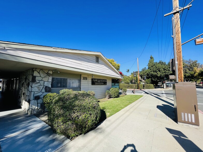 319 N San Dimas Ave, San Dimas, CA à vendre - Photo du b timent - Image 1 de 1