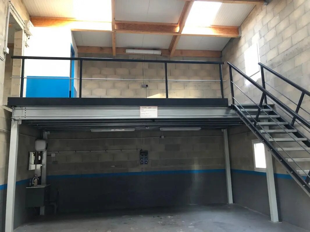 Industrial in Ballancourt-sur-Essonne for lease Interior Photo- Image 1 of 4