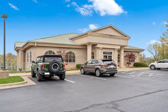 909 E Republic Rd, Springfield, MO for lease Building Photo- Image 2 of 40