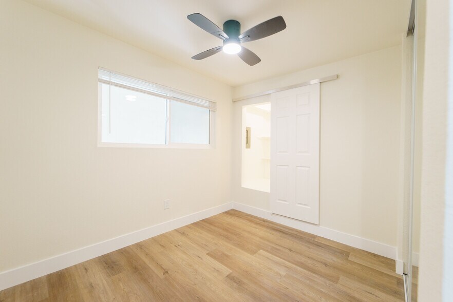 1740 N Ave, National City, CA à vendre - Photo du bâtiment - Image 3 de 24