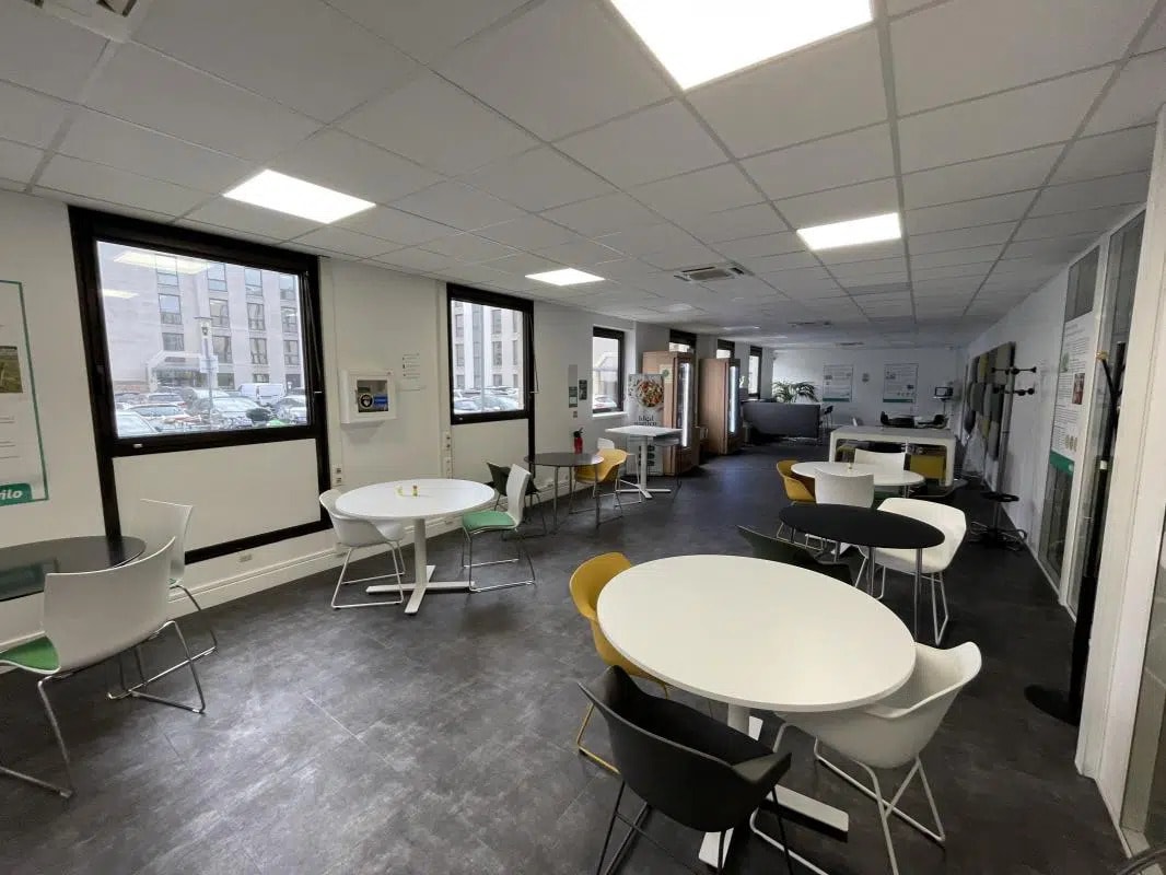 53 Boulevard De La République, Chatou for lease Interior Photo- Image 1 of 5