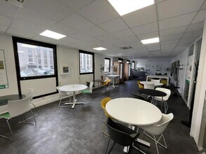 53 Boulevard De La République, Chatou for lease Interior Photo- Image 1 of 5