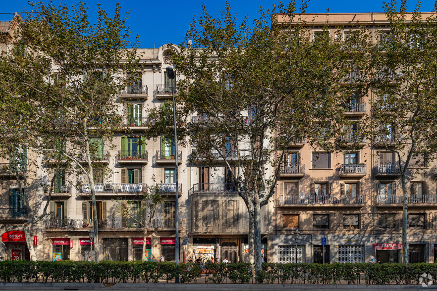 Commerce de détail dans Barcelona, BAR à louer - Photo principale - Image 1 de 3