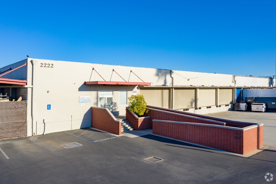 6623-6625 Washington Blvd, Los Angeles, CA for lease - Primary Photo - Image 1 of 12