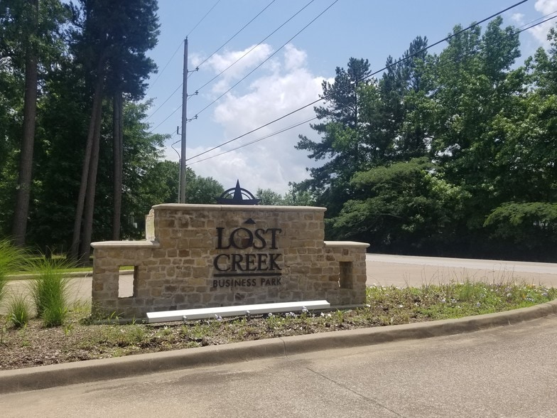 4001 Technology Ctr, Longview, TX for lease - Building Photo - Image 3 of 13