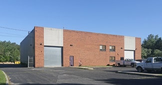 Plus de détails pour 124 Sills Rd, Yaphank, NY - Industriel à vendre