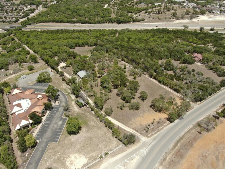 12 State Highway 46, Boerne, TX à vendre - Photo du bâtiment - Image 2 de 4
