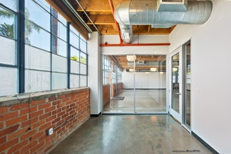 2440 S Sepulveda Blvd, Los Angeles, CA à louer Photo intérieure- Image 2 de 10