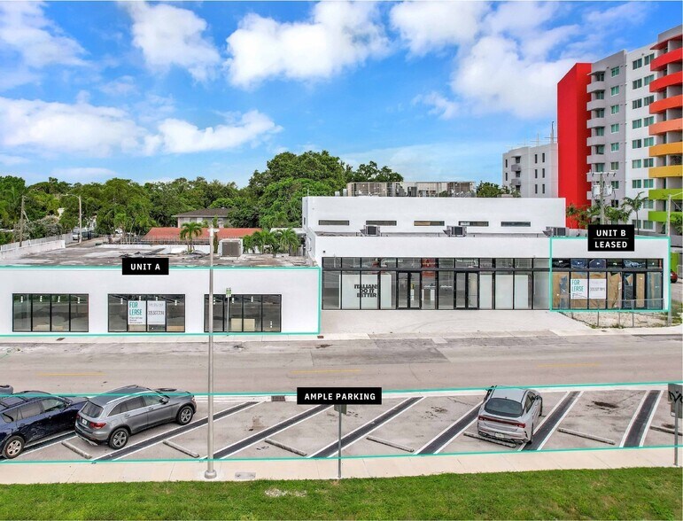 5570 NE 4th Ave, Miami, FL à louer - Photo du bâtiment - Image 3 de 4