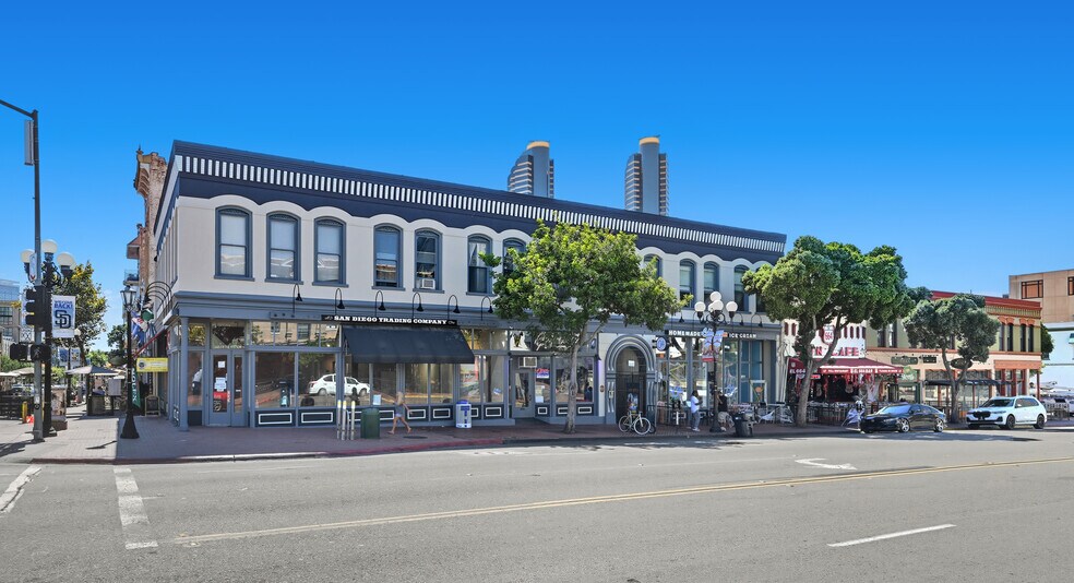 425-437 Market St, San Diego, CA à louer - Photo du bâtiment - Image 2 de 8