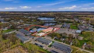 More details for 2107 Velp Ave, Green Bay, WI - Retail for Sale