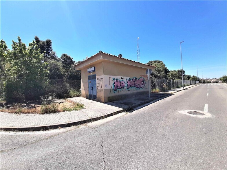 Calle María Antonia Fuertes, Cáceres, Cáceres à vendre - Photo principale - Image 2 de 17