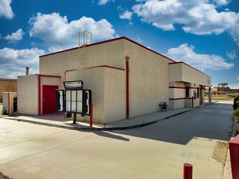 2791 Lenwood Rd, Barstow, CA à louer - Photo du bâtiment - Image 3 de 12