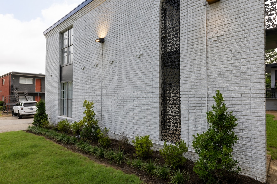 634 Brister St, Memphis, TN for sale - Building Photo - Image 2 of 16