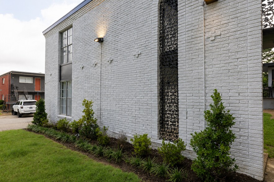 634 Brister St, Memphis, TN à vendre - Photo du bâtiment - Image 2 de 16