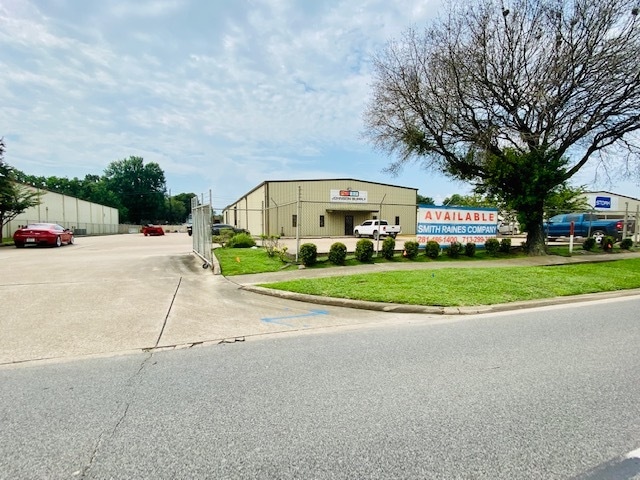 3230 Pasadena Fwy, Pasadena, TX for lease Primary Photo- Image 1 of 4