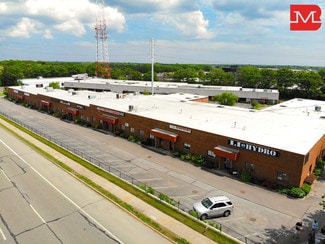 More details for 3100-3124 Expressway Dr S, Islandia, NY - Industrial for Lease