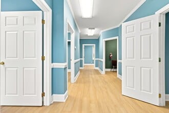 4924 Windy Hill Dr, Raleigh, NC for lease Interior Photo- Image 2 of 16