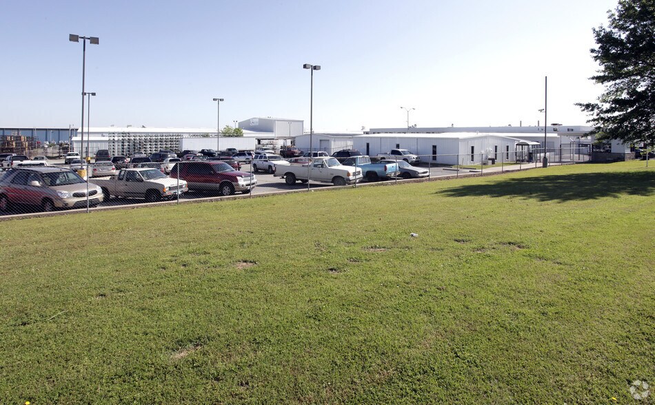 4400 Don Cayo Dr, Muskogee, OK à vendre - Photo du bâtiment - Image 2 de 2