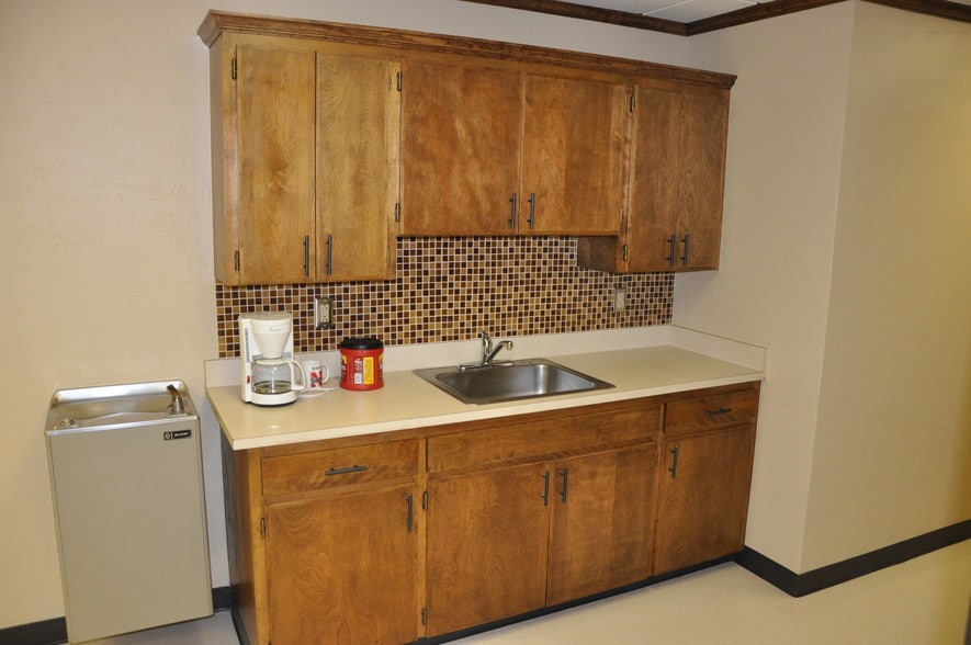 1100-1104 S Fillmore St, Amarillo, TX for lease - Interior Photo - Image 2 of 11