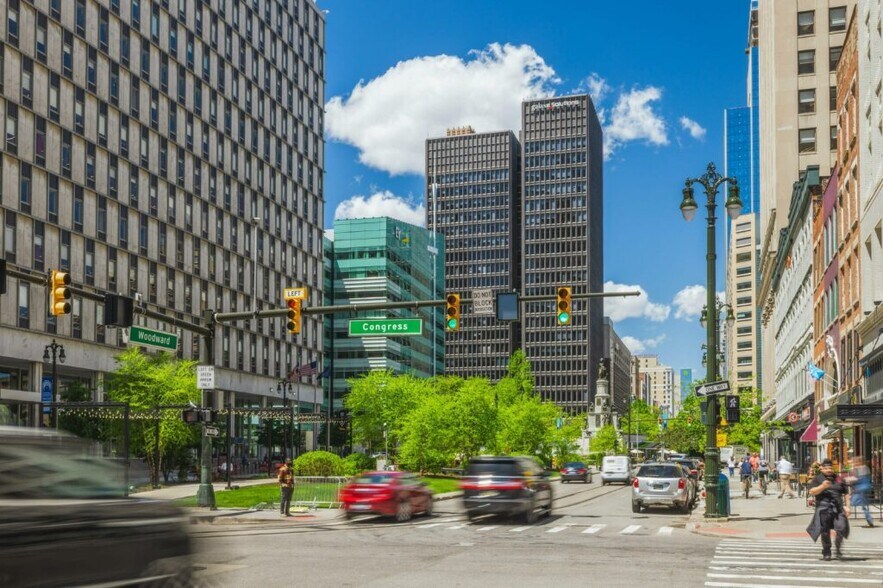 1001 Woodward Ave, Detroit, MI à louer - Photo du bâtiment - Image 3 de 9
