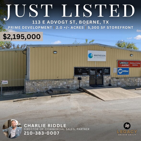 113 E Advogt St, Boerne, TX à vendre - Photo du bâtiment - Image 3 de 7