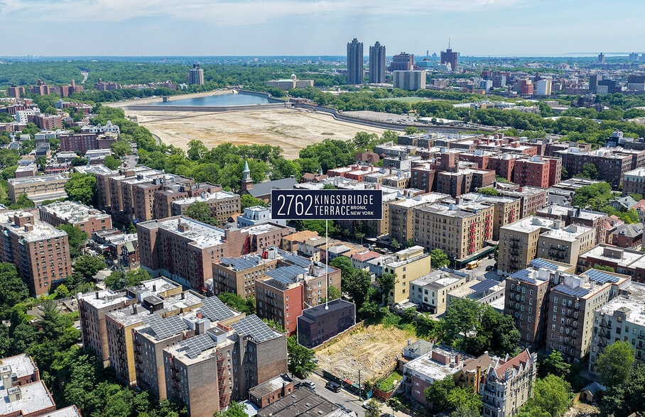 2762 Kingsbridge Ter, Bronx, NY for sale - Building Photo - Image 2 of 7