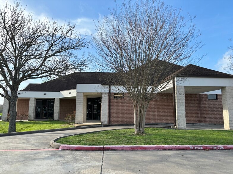2404 Smith Ranch Rd, Pearland, TX for lease - Building Photo - Image 3 of 7