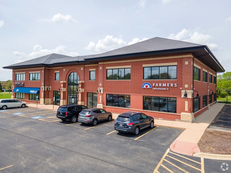 4015 Plainfield-Naperville Rd, Naperville, IL à louer - Photo du bâtiment - Image 1 de 9