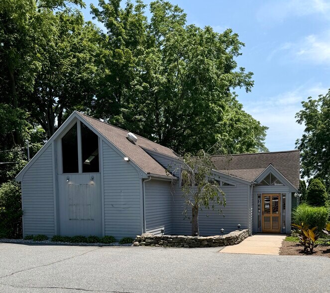 1156 Boston Post Rd, Old Saybrook, CT à louer - Photo du bâtiment - Image 2 de 6
