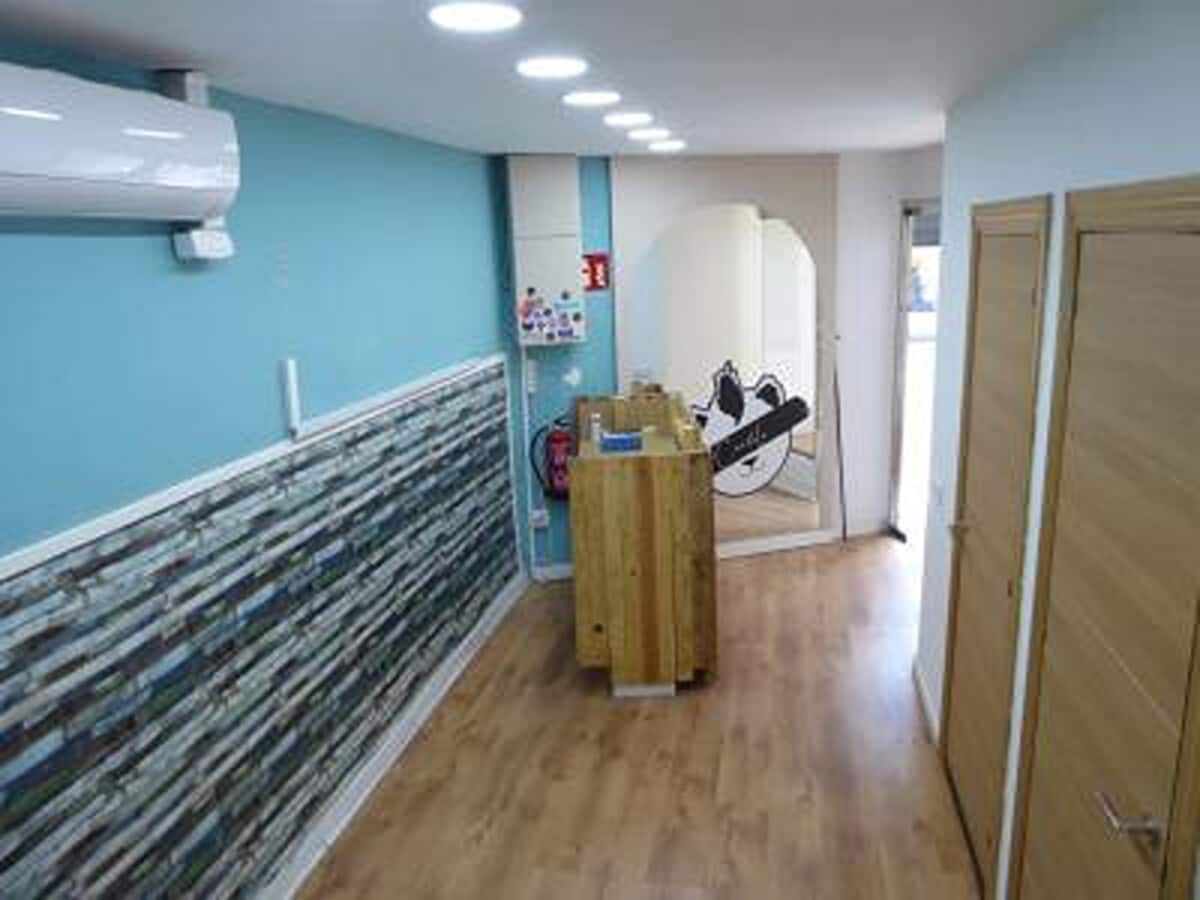 Muralla de Sant Francesc, Manresa, Barcelona for lease Interior Photo- Image 1 of 8