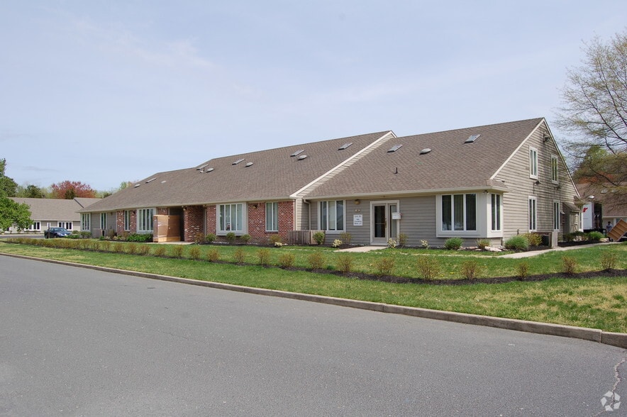 175 Berlin-Cross Keys Rd, Berlin, NJ for lease - Building Photo - Image 3 of 5